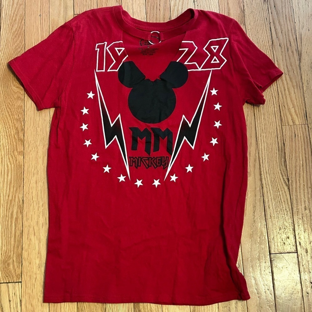 Disney Rock n Roll Mickey Red T Shirt Size Medium
